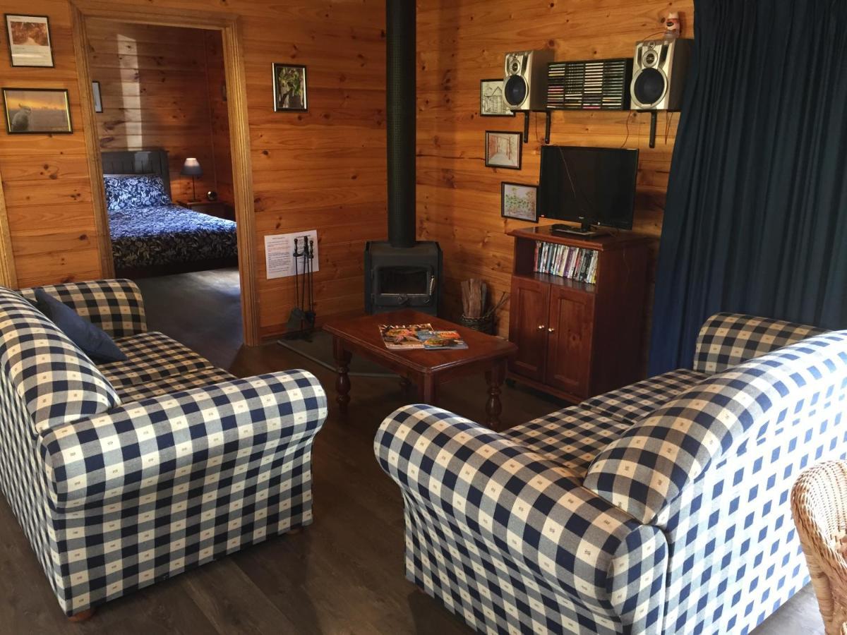 Molly'S Chase Bed & Breakfast Emu Flat Exterior photo